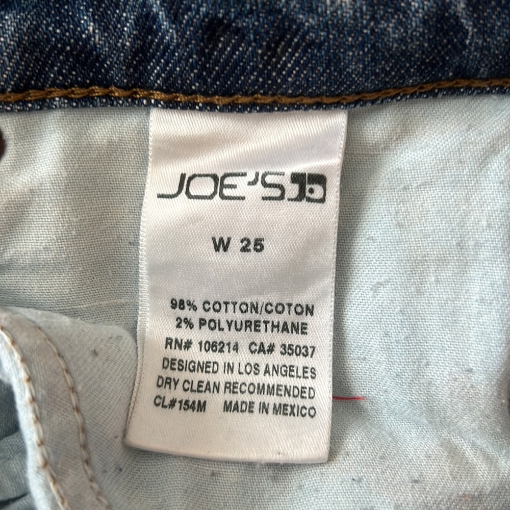 Joe’s Jeans Distressed rolled denim shorts - Picture 6 of 6